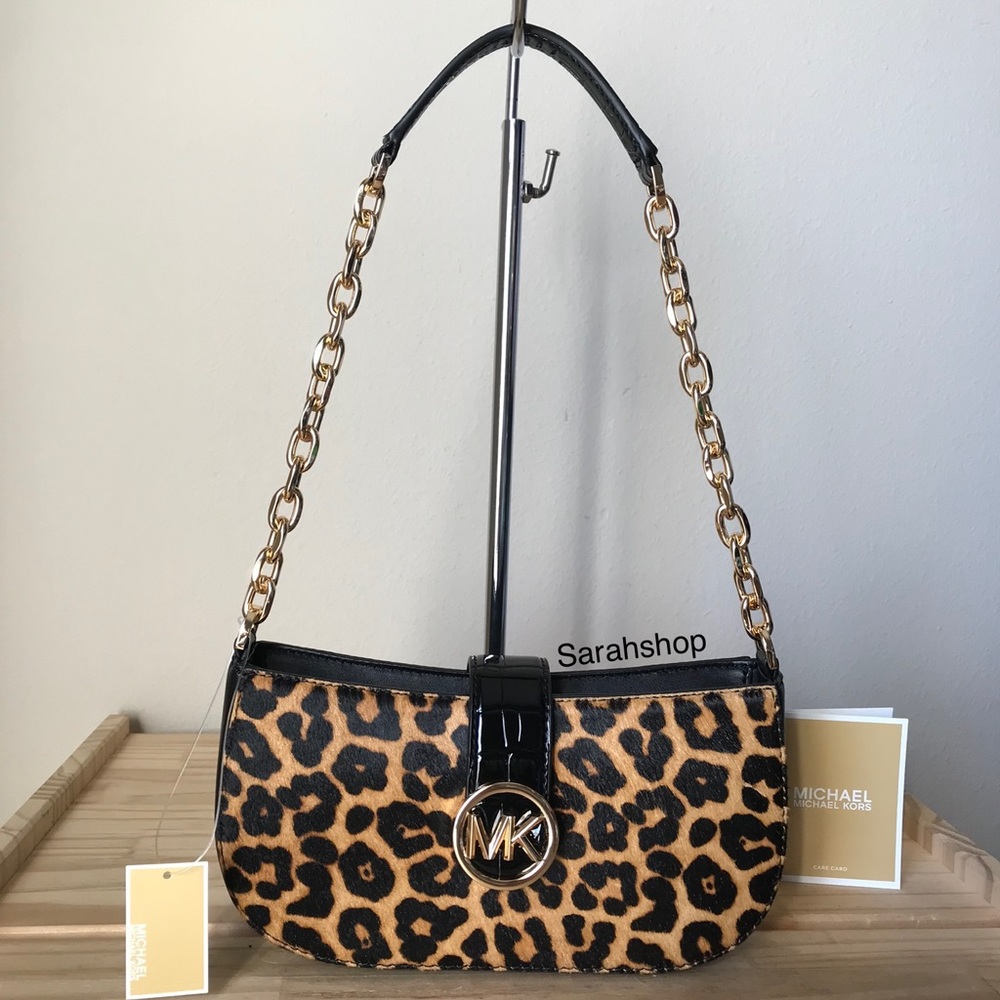 🌼Michael Kors Purse - Picture 2 of 15